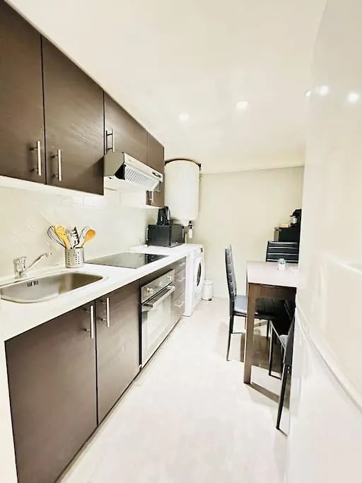 Apartament Great Flat In Center Of Paryż Francja